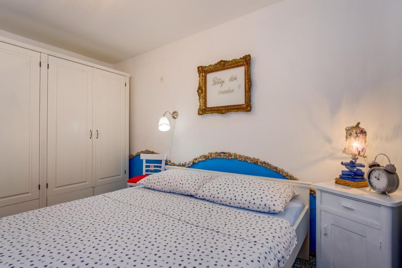 Apartments Kastel Veli Lošinj 外观 照片
