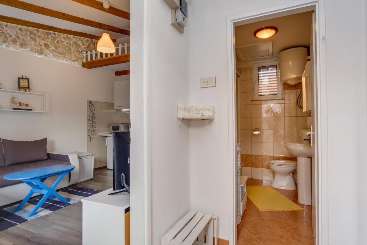 Apartments Kastel Veli Lošinj 外观 照片